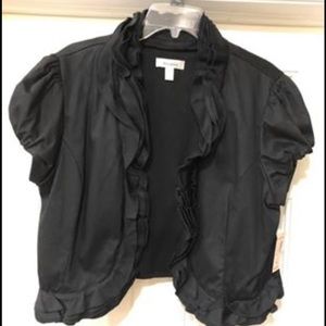 Women’s crop ruffle short sleeve blazer